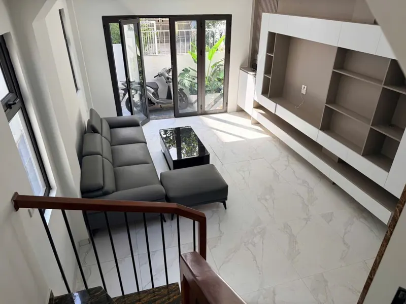 Bán Nhà Vũ Xuân Thiều – Long Biên, Ô Tô Đỗ Cổng, 6 Tầng Thang Máy, Full Nội Thất