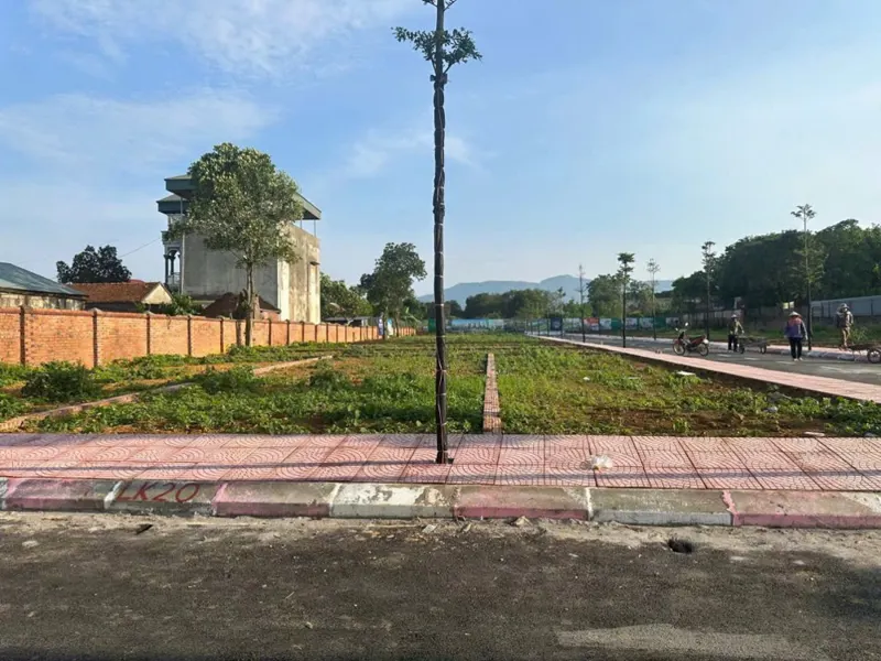 Chính Chủ Bán Lô Đất Ở Hoà Lạc ( Phú Cát) Gần Trường Đại Học Quốc Gia, Fpt, Sát Ql21 Giá Rẻ