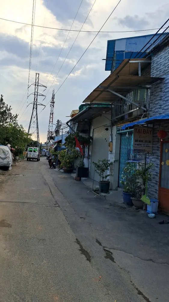 Chỉ 50 Triệu/m² - Bán Lô Đất Lớn Tặng 3 Căn Nhà Cấp 4 - Ngay Chợ Hiệp Bình - Phạm Văn Đồng