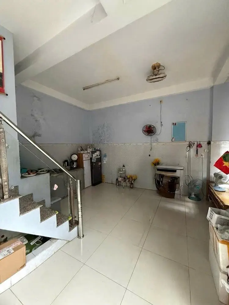 H1824 Sát Phần Mềm Quang Trung Q12, Shr, Vuông, 6X7m, 3.X Tỷ X Nhỏ