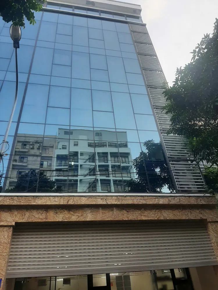 Bán Tòa Nhà Văn Phòng Mặt Phố Hoàng Ngân, Nguyễn Thị Định