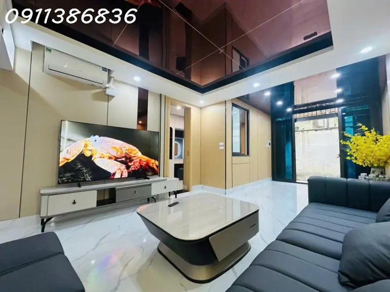 Tầng 1 Tt Láng Hạ 75M 3Pn 2Wc, Nội Thất Mới Đét, Gần Ô Tô, Hơn 5 Tỷ - ảnh 1