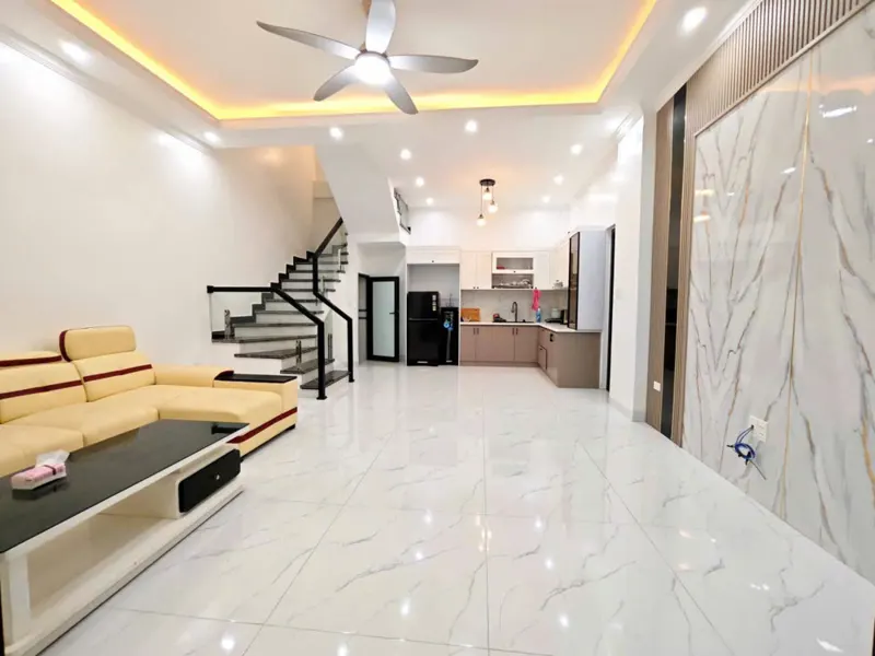Nhà Đẹp 3 Tầng Phố Lực Hành - 42M 3 Tầng - Gần Chợ Đằng Lâm
