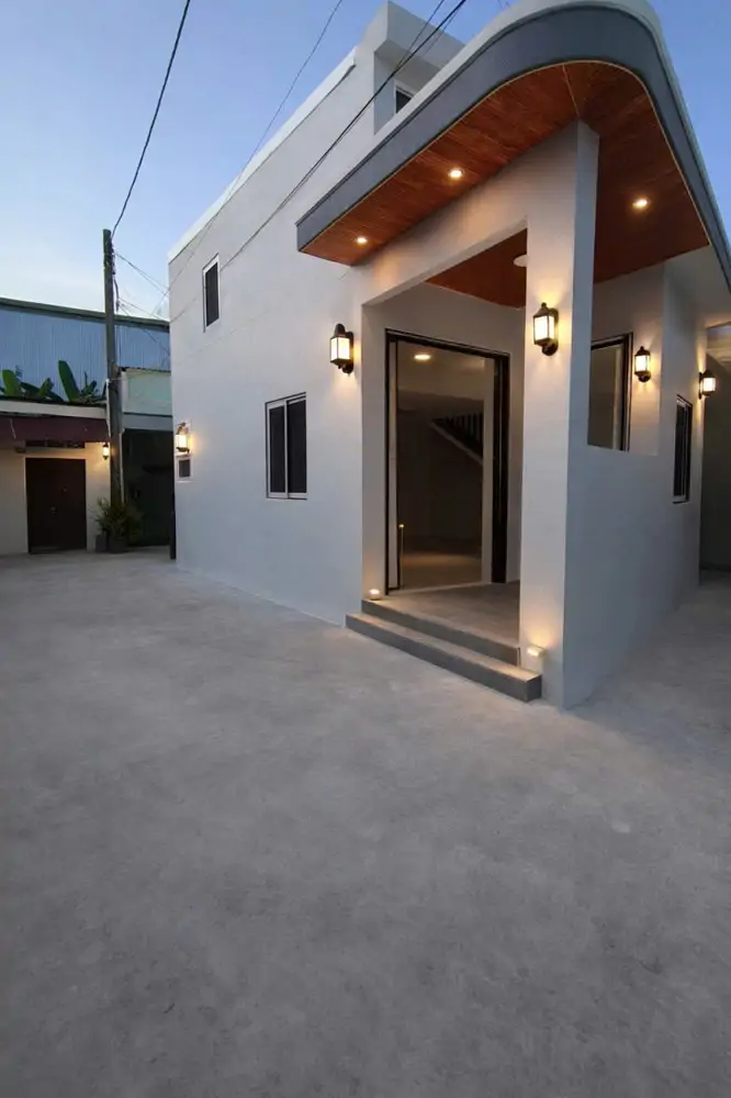 ► Góc K Trưng Nữ Vương, Sân Siêu Rộng, ~50M2, 2 Tầng Mới, 3Pn, Full Nội Thất, 4.1 Tỷ - ảnh 1