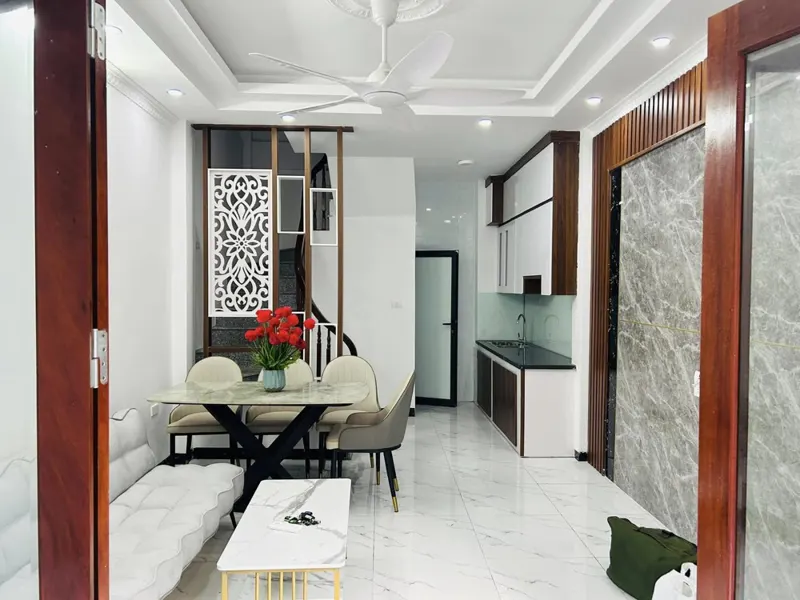 Bán Nhà Phúc Lợi 5 Tầng –3 Bước Đến Trường - Hàng Xóm Vin Chỉ - 7.1 Tỷ