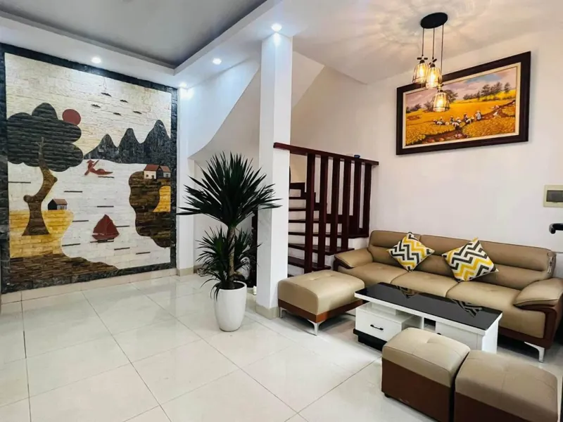 Cần Bán Gấp Nhà 5 Tầng Sát Nguyễn Văn Linh – 6 Tỷ – Giá "Sập Sàn" Khu Vực