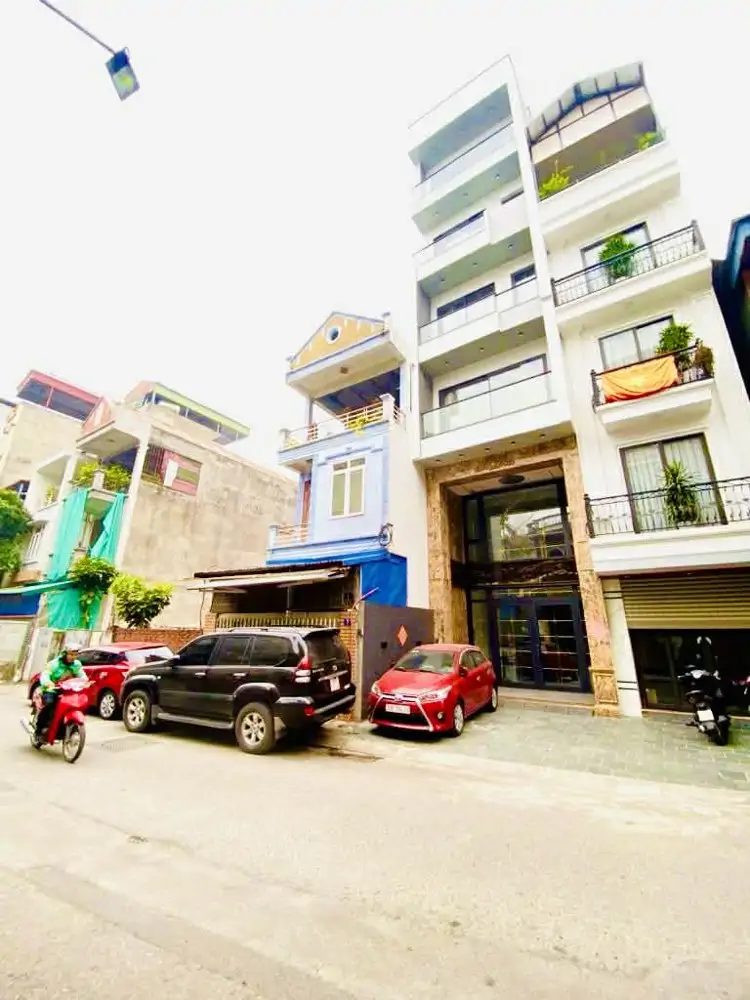 Bán Nhà Ngọc Lâm, 8 Tầng Thang Máy, Vỉa Hè, Ôtô 2 Chiều, Vừa Ở Vừa Kinh Doanh - ảnh 1