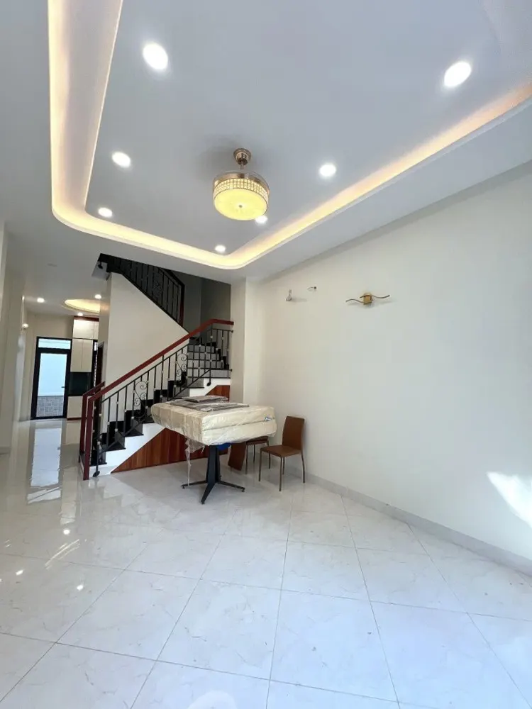 Bán Nhà 4 Tầng Đường Số 10 Linh Xuân, Thủ Đức, Tp Hcm. Dt 68M2, 4Pn, Sh, 6.65 Tỷ - 0933125879
