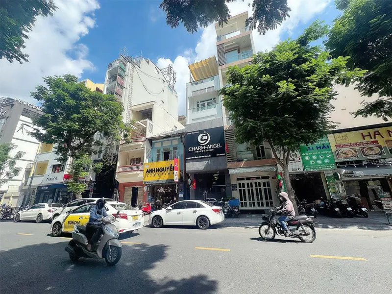 Giá Tốt Nhất Khu Vực Mặt Tiền Đường Trịnh Văn Cấn, Quận 1 Chào Bán - Ngang Đẹp 5M * 16M - Vị Trí