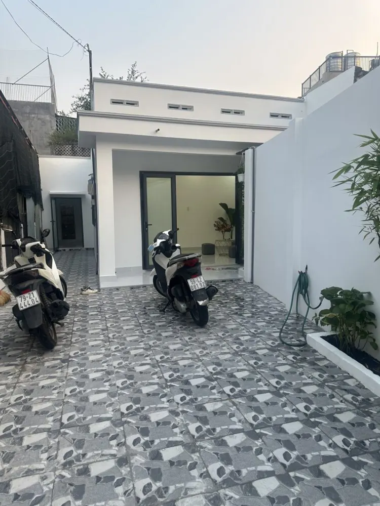 Bán Nhà C4 Hiệp Bình Phước Thủ Đức - 105M2 - Nở Hậu - Sát Ql13 - Giá 4.45 Tỷ