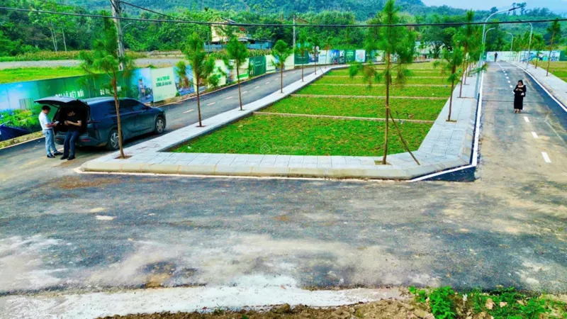 Bán Đất Nền Phú Cát - Sát Khu Du Lịch Sinh Thái & Sân Golf Đất Nền Phú Cát - Hòa Lạc Giá Tốt
