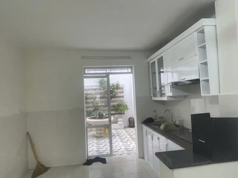 Cho Thuê Nguyên Căn Lạc Trung, Nhà Mới, Rộng, Làm Vp 86M 3T, 12Tr 0903258273 - ảnh 1