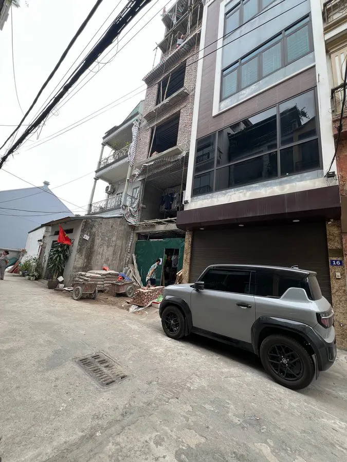 Nhà Mới 8 Tầng- Thang Máy -Full Nội Thất Thạch Bàn-Long Biên 63M2 X 18.7 Tỷ