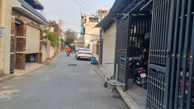 Bán Dãy Trọ Ngay Đhqg Tphcm,Chỉ Tính Giá Đất,Shr Đường 2 Ô Tô,Có Sẵn Dòng Tiền - ảnh 1