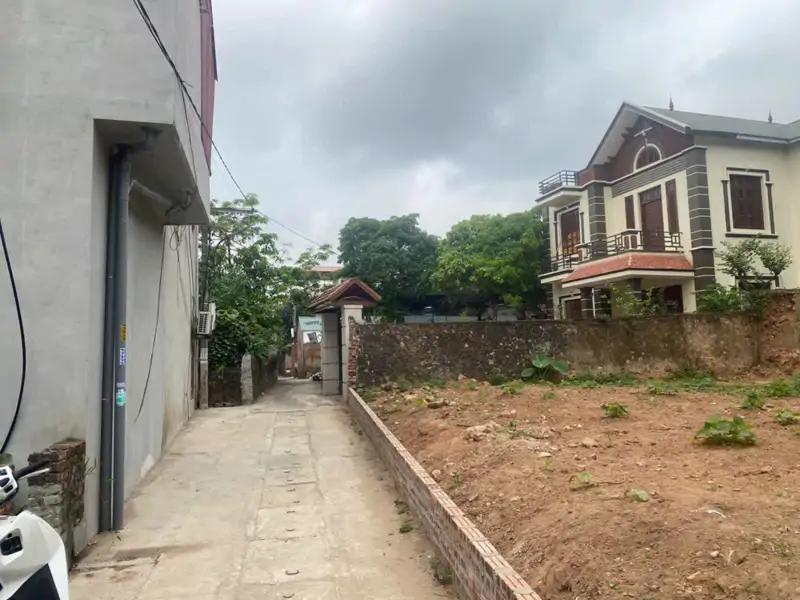 Bán Đất Thổ Cư Tại Nam Sơn Gần Khu Công Nghiệp Gotek Ngõ Thông Thoáng Oto