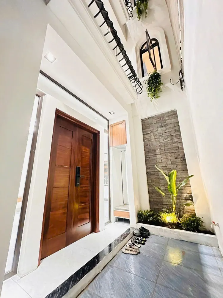Nhà Mới Ô Tô Đỗ Cửa Full Nội Thất Lý Sơn-Long Biên 50M2,5 Tầng 8.3 Tỷ