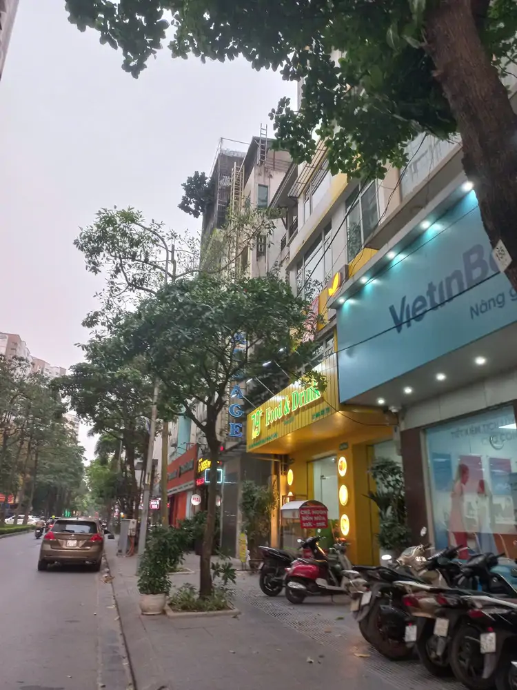 Cho Thuê Nhà Mặt Phố Đỗ Quang, Trần Duy Hưng, Trung Hòa Nhân Chính 200M2 - ảnh 1