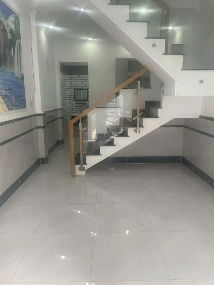 Đứa Em Cho Thuê Nhà 2 Lầu Huỳnh Thị Hai – Hxh Tới Cửa – Full Nội Thất – 2Pn 2Wc – Ở Ngay