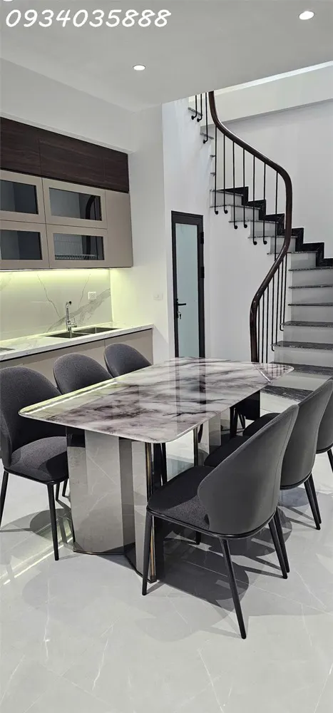 Thượng Thanh – Nhà Đẹp – Thang Máy – Full Nội Thất – Giá Trị Tăng Cao