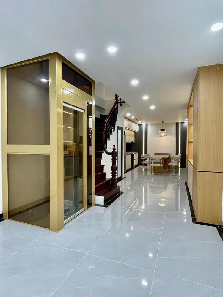 Siêu Phẩm Mặt Ngõ Đình Thôn Thông Trần Văn Lai-Lô Góc - Nhà Mới - Thang Máy - Kinh Doanh - Nội