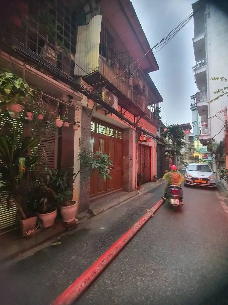 Tập Thể Nguyễn Văn Cừ Long Biên 4 Tỷ 60M Tầng 1 Vừa Ở Vừa Kinh Doanh - ảnh 1