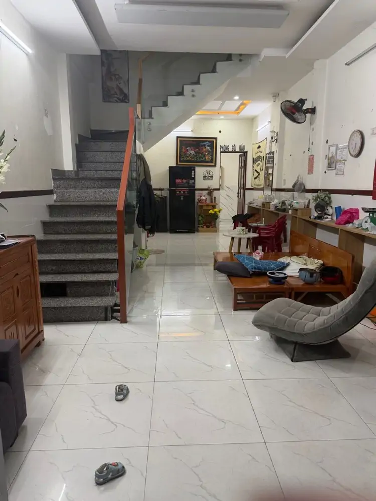 Bán Nhà 2 Tầng Mặt Tiền Cách Mạng Tháng 8 65M2 Giá 7 Tỷ 1 - ảnh 1