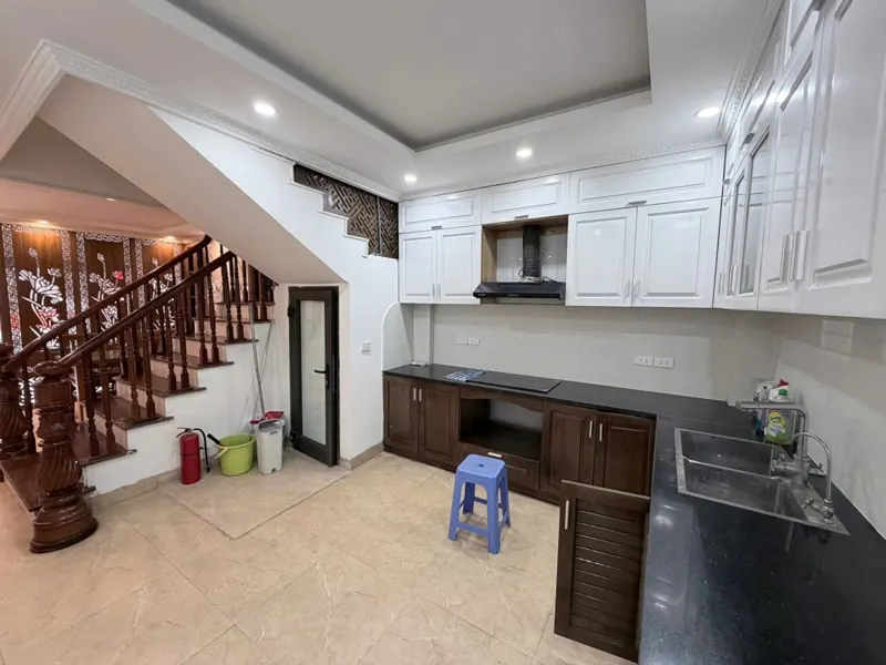 Trục Lạc Long Quân – 8 Phòng Khai Thác – Nhà Dân Xây, Dòng Tiền Bền Vững
