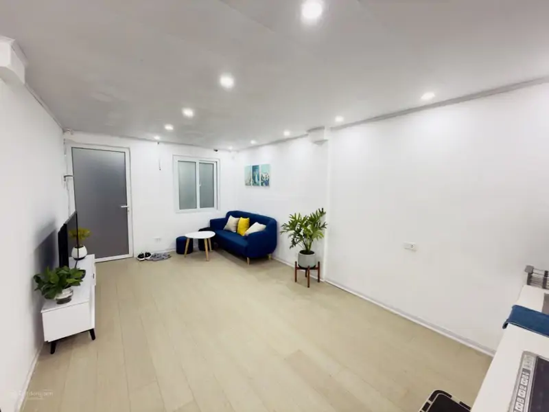Bán Nhà Tập Thể Võ Thị Sáu Tầng 2 Sủ Dụng 70M2 3 Ngủ 2Wc Ô Tô Đỗ Chỉ 4.2 X Tỷ - ảnh 1