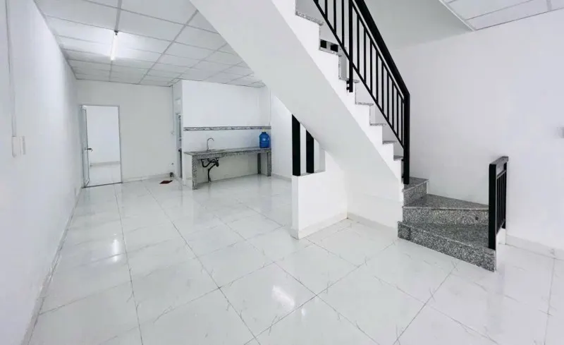 Bán Nhà Đường Số 11, Phường Trường Thọ, Thủ Đức, Tp Hcm. Dt 97M2, 2 Tầng, 4Pn. Giá 5.9 Tỷ, Sđ