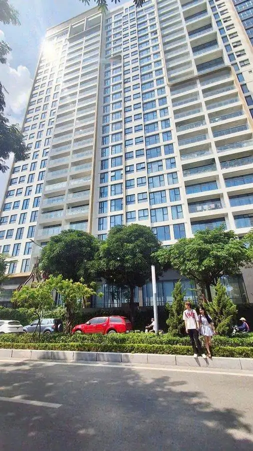 Mặt Phố Lạc Long Quân – 103M² – Mt 6M – Vỉa Hè Rộng – Giá Chỉ 10.8 Tỷ
