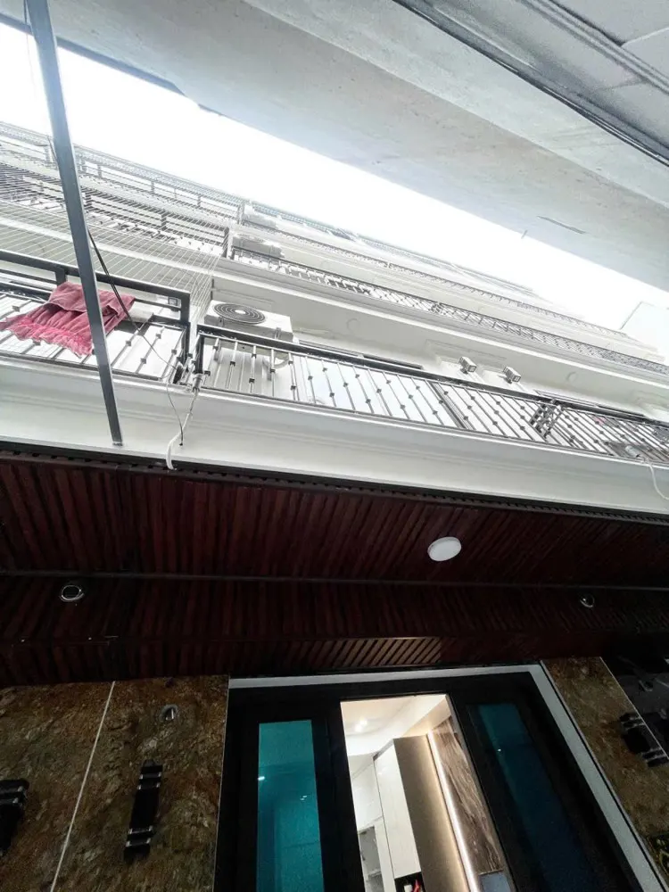 Bán Nhà Siêu Đẹp Vạn Xuân – Hoài Đức - Hiếm Trong Phân Khúc - Thang Máy - Sát Mặt Phố