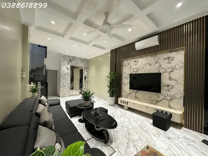 Phân Lô Kim Mã - Ba Đình - Sát Vinhomes Giảng Võ - 6 Tầng Thang Máy - Gara Ô Tô