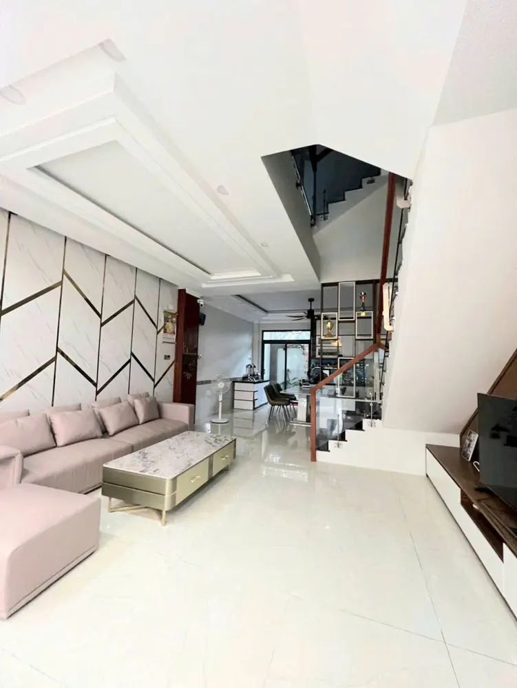 Nhà 2 Mặt Tiền Cạnh Công Viên Thoáng Mát, Đào Sư Tích, Xem Là Thích Ngay