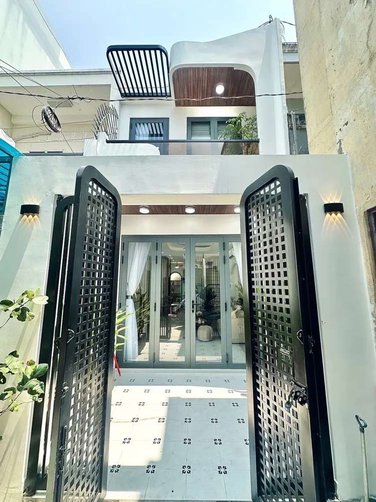 Vincom Quang Trung, Gò Vấp – Nhẹ Nhàng Thanh Lịch - 2 Tầng Mới - 50M2 - Có (Pn Trệt) - 6.X Tỷ