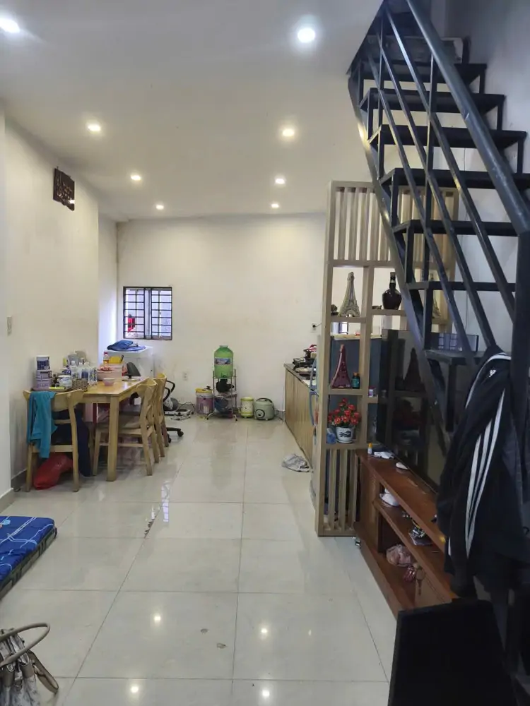 ► Kiệt Lê Duẩn, 40.5M2, Ngang 4M, Nở Hậu, 2 Tầng Sạch Sẽ, 2Pn 2Wc, Hơn 3 Tỷ Tí Ti - ảnh 1