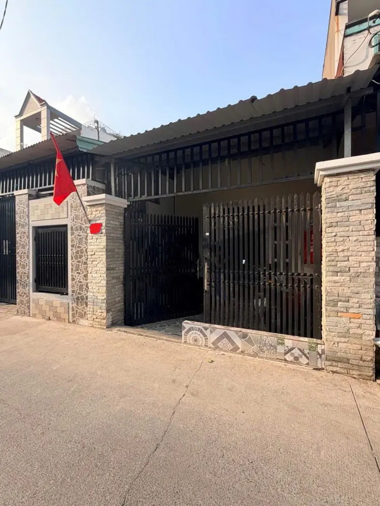 Sốc: 65M2 Nguyễn Văn Quá – Ô Tô Ngủ Trong Nhà – Chỉ 4.3 Tỷ!