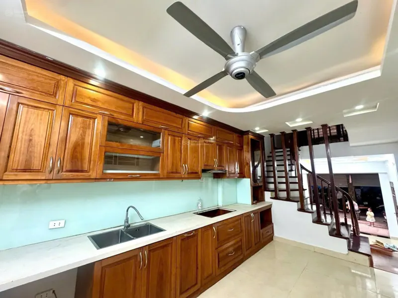 Bán Nhà 40M2, 5 Tầng, 6Pn+ Nội Thất, Ôtô Đỗ Cửa, 2 Mặt Thoáng, Cách Đường Chính 20M Tại Trung Văn,