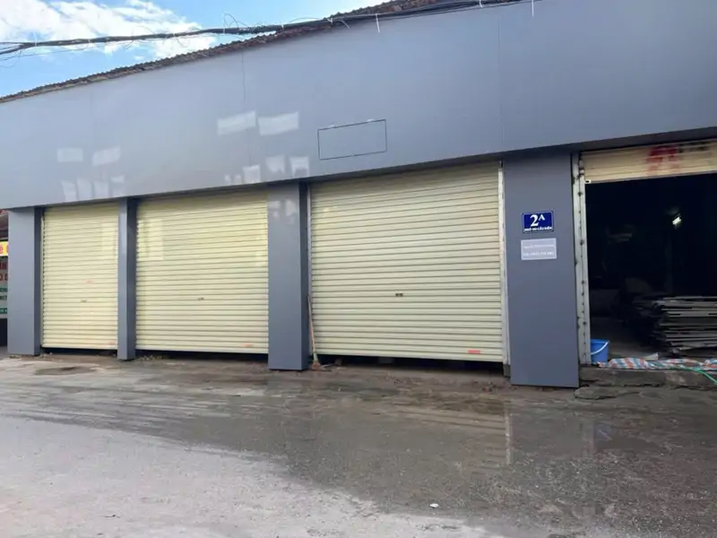 Cho Thuê Nhà 1 Tầng, 220M²,Thông Sàn, Ngõ 195 Cầu Diễn, Mt 13.5M,Hợp Kinh Doanh Đa Ngành