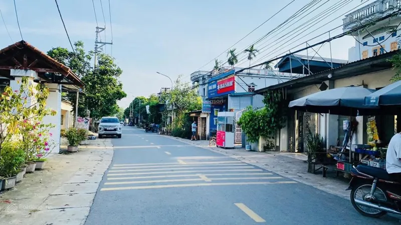 Lô Đất 100 Full Thổ Cư, 2 Ô Tô Tránh, View Hồ, Vỉa Hè Rộng, Gần Khu Công Nghệ Ca Tỷ, Hoà Lạc