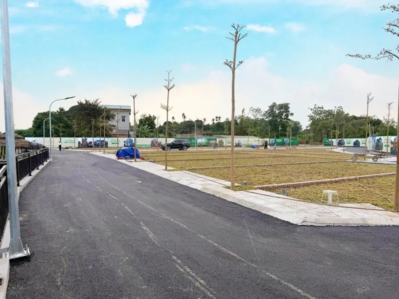 Bán Gấp 100M2 Full Thổ, Mặt Chính Đồng Trạng. Giá 2.5 Tỷ. Gần Đại Học, Gần Khu Cnc Hòa Lạc