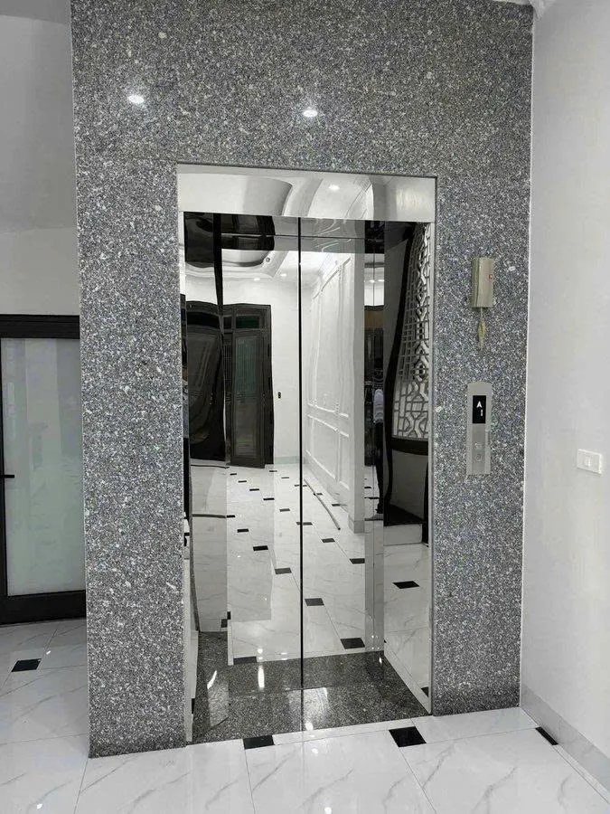13.8 Tỷ – Nhà Mới 6 Tầng Thang Máy Trần Cung – Giá Đang Rẻ Bất Thường