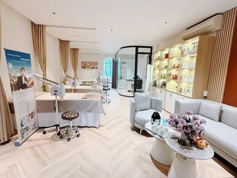 Sang Nhượng Spa Khu Vực Hà Đông Đang Hoạt Động Ổn Định – Vào Làm Ngay