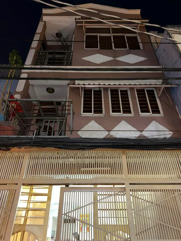 Mặt Tiền Víp - Sát Quận 1 - Kinh Doanh Đa Ngành - Mặt Tiền 1 Mặt Hẻm Ôtô