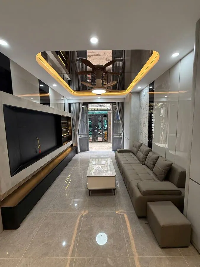 Bán Căn Hộ Dòng Tiền Quan Nhân 38M2, 5 Tầng 8P, Gần Đường Ô Tô,Giá 11 Tỷ