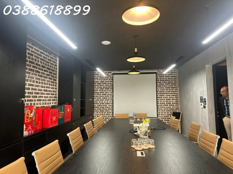 Chính Chủ Bán Toà Văn Phòng Khu Phân Lô Lê Văn Lương - Cầu Giấy - Mặt Tiền 11M - Thang Máy 