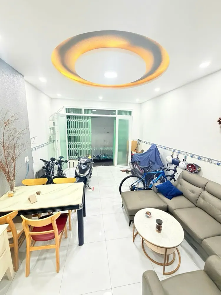 Bán Nhà 737/ Lạc Long Quân, Bảy Hiền - 44M2 - Hẻm Bagác - Chỉ 4.6 Tỷ(tl)