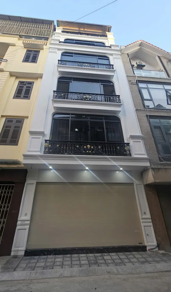 Nhà Mình Cho Thuê Nhà, 114M2_ 5T; Lê Thanh Nghị, Trần Đại Nghĩa -22 Tr