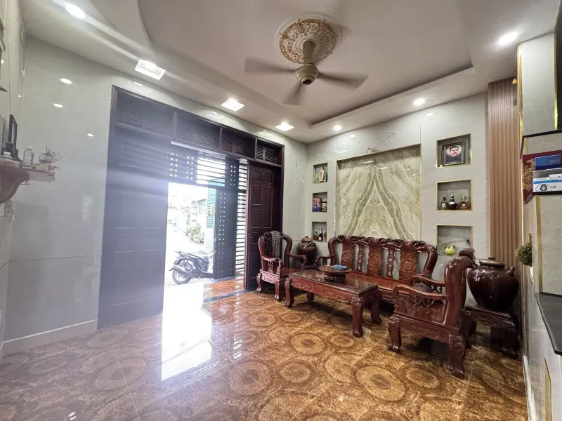 Bán Nhà Đẹp 3 Tầng Đs8 Linh Xuân,Đường 2 Ô Tô,Gần Đh Kinh Tế - Luật Tphcm,