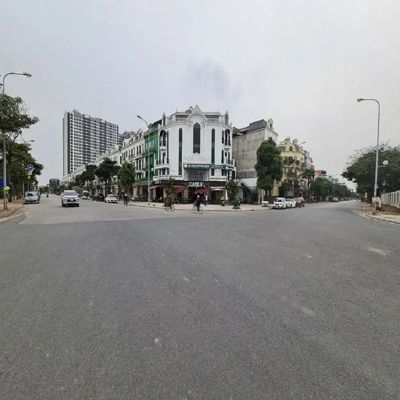 Vơ Nơ, Bán Gấp Nhà 80M2 5 Tầng Trâu Quỳ, Gia Lâm, Trục Chính Kinh Doanh. Lh 0989894845