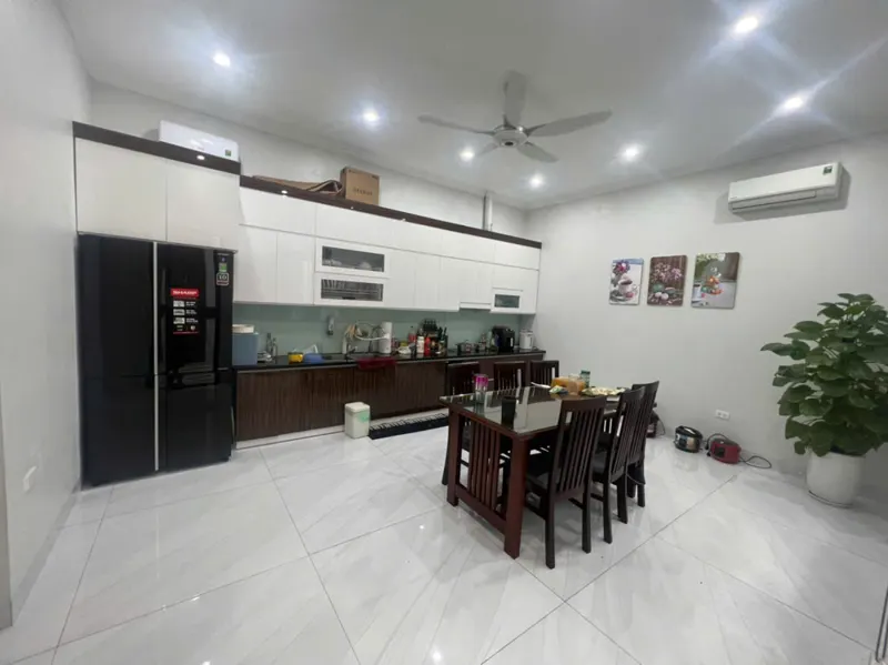 Cho Thuê Gấp Giá Rẻ Mặt Phố Hoàng Hoa Thám 88M, Tầng 2, Mặt Tiền 4.2M, 9 Tr/th Ba Đình